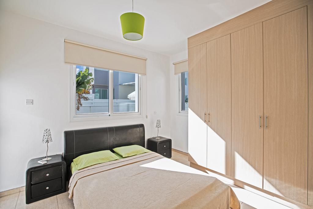 Avra Villas باراليمني الغرفة الصورة